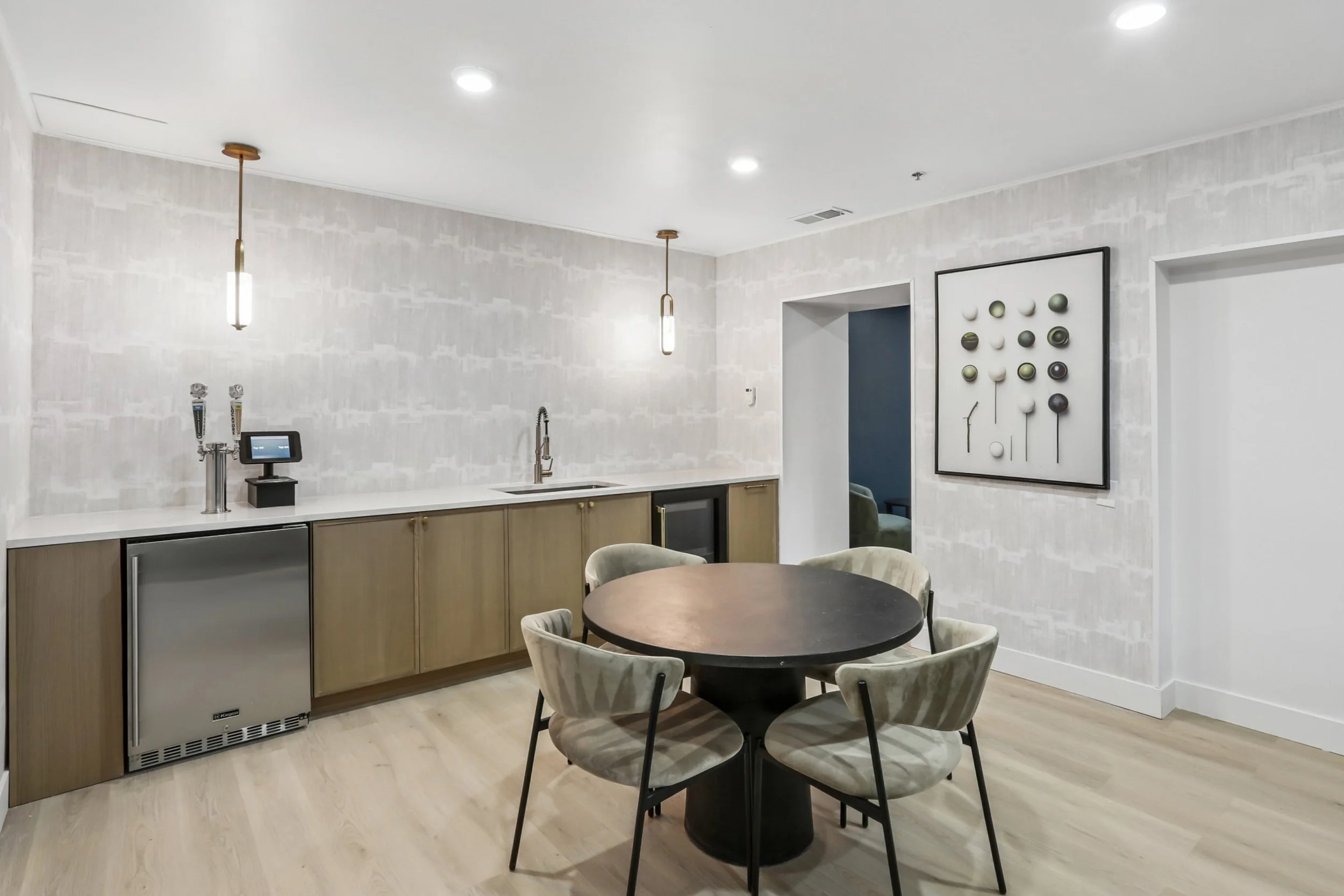 4550-Cherry-Creek-Apartments-5.jpg