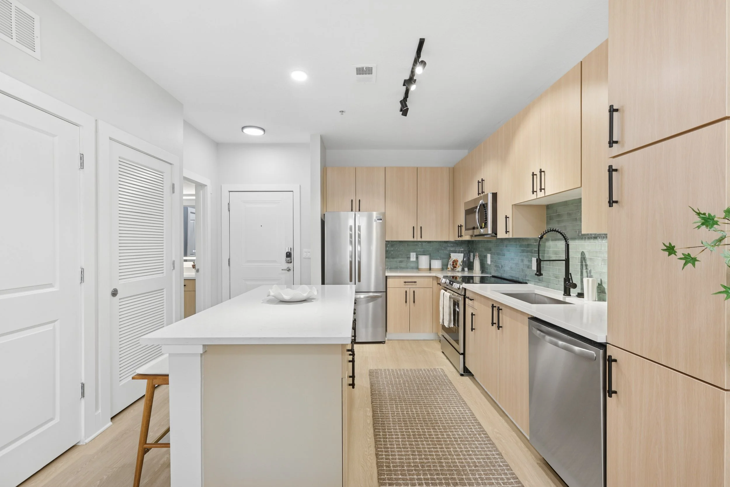 NoHo Flats Apartments, Tampa, FL-4.jpg