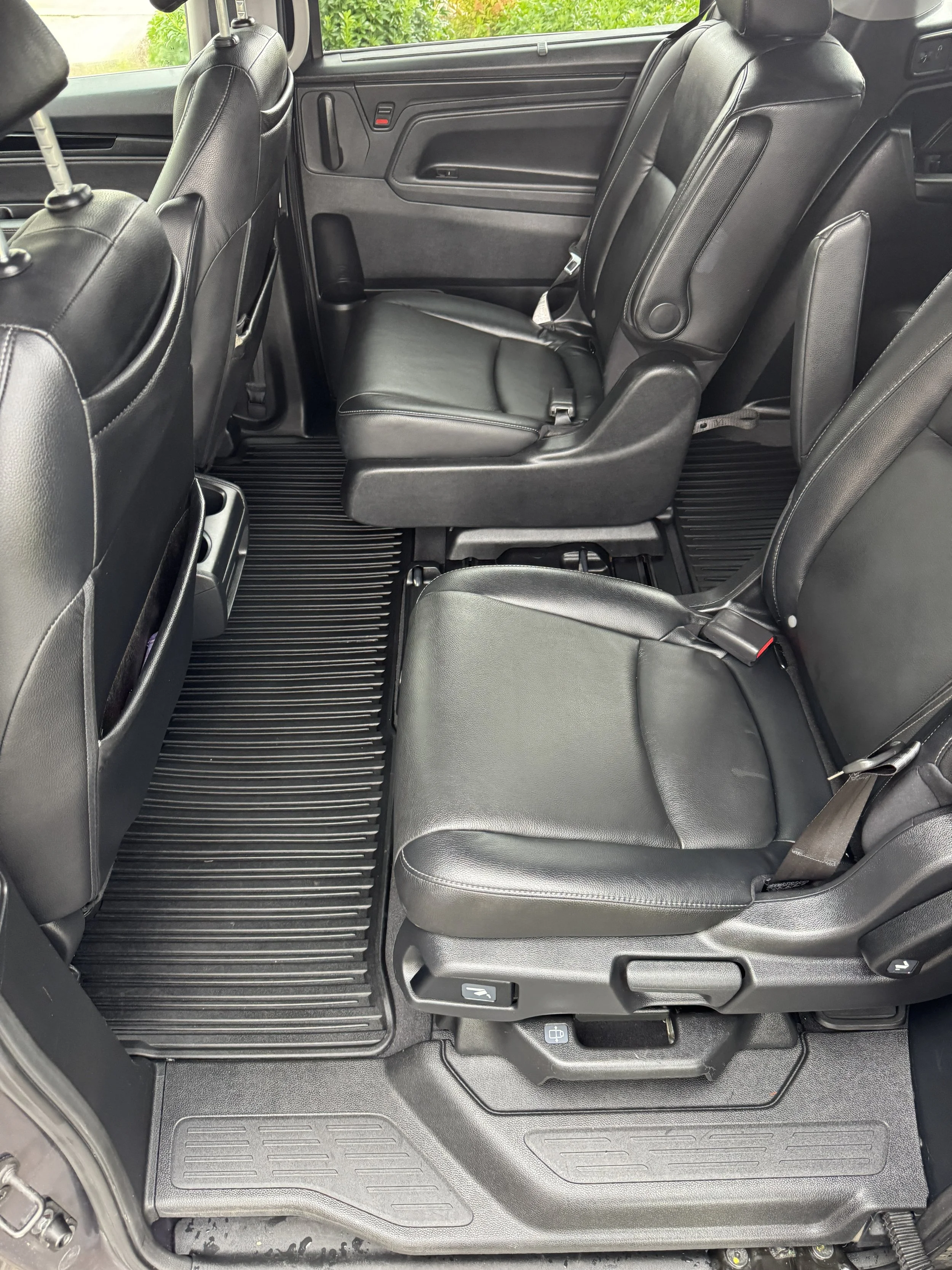 Family car looks brand new again with interior detail and leather/plastic conditioning