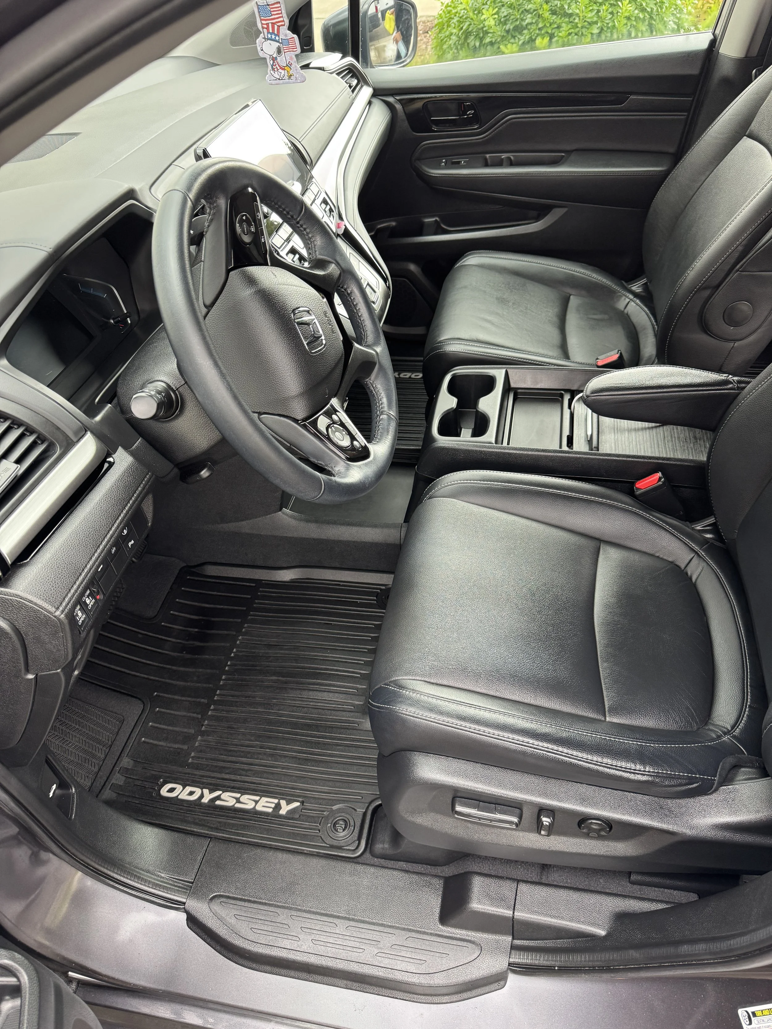 Interior car detailing and leather conditioning in Portland