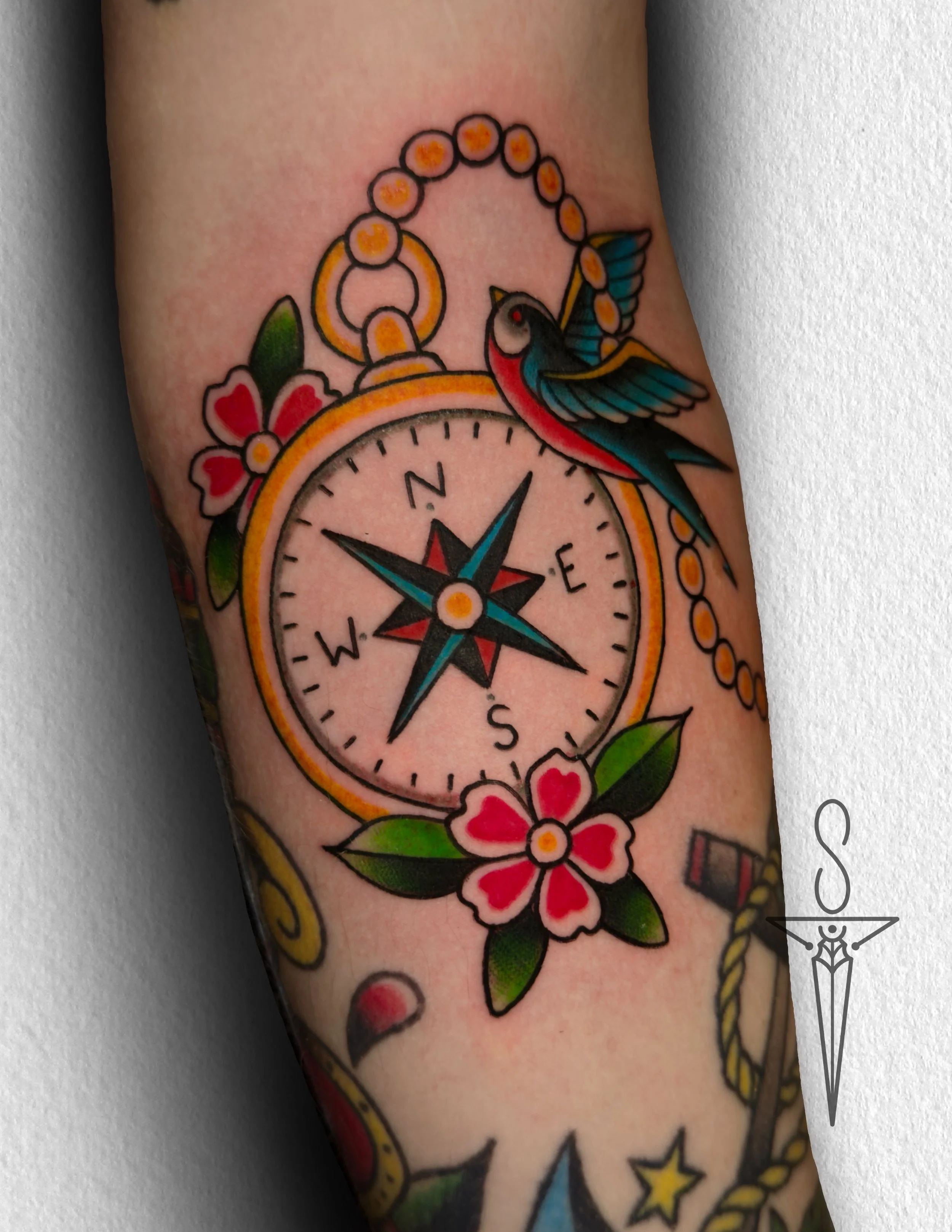 traditional-compass-tattoo-rockford-il