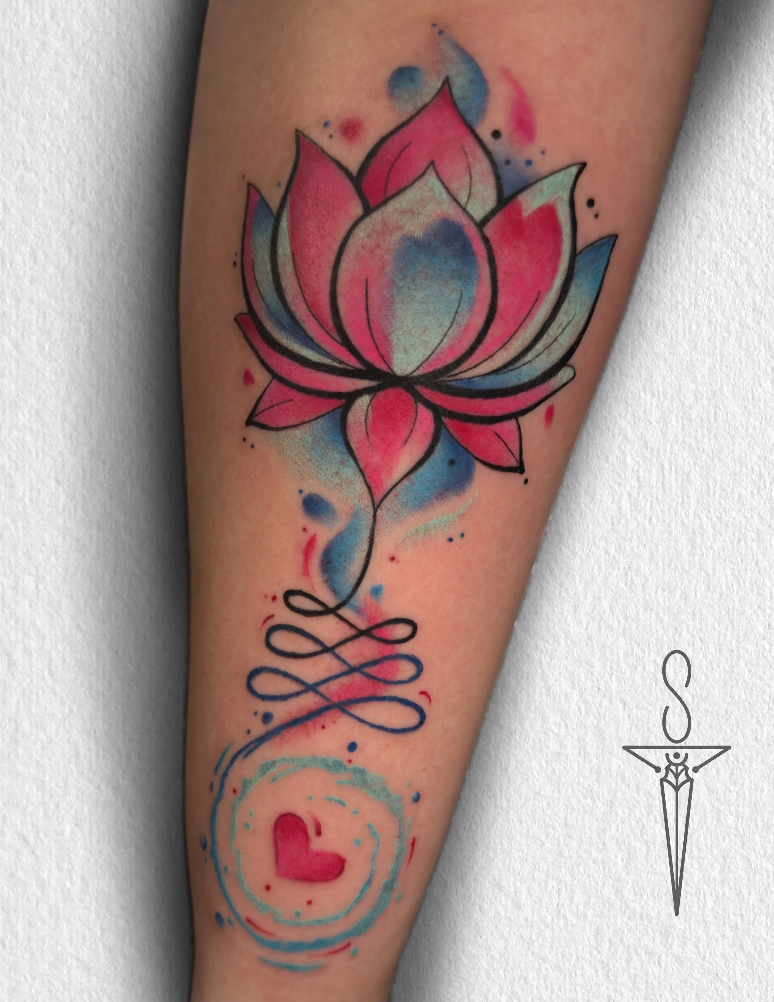 watercolor-lotus-tattoo-rockford-il