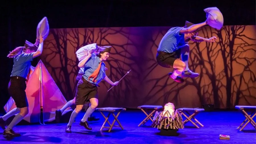 VOLGENDE WEEK WEER IN DE THEATERS 😍
Jeugdstorm speelt deze week een paar keer voor scholen. Volgende week zijn er weer mogelijkheden om de voorstelling te zien! 

woensdag 12 november @schouwburg_venray 
zaterdag 15 november @dekomnieuwegein 
zondag