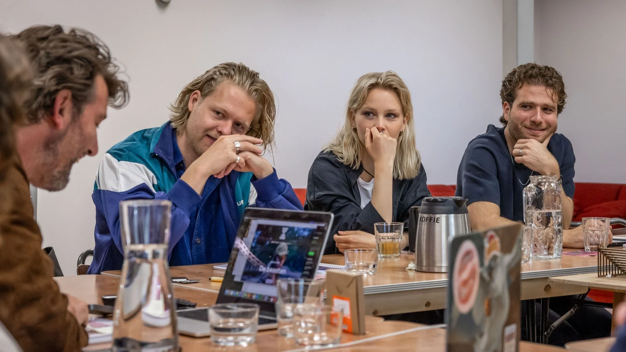 Een kijkje achter de schermen bij de eerste repetities voor De beesten... Nu nog bij ons thuis in het Perrontheater, binnenkort verhuizen we naar de Rode Hal! 

Foto&rsquo;s: Jan Amse