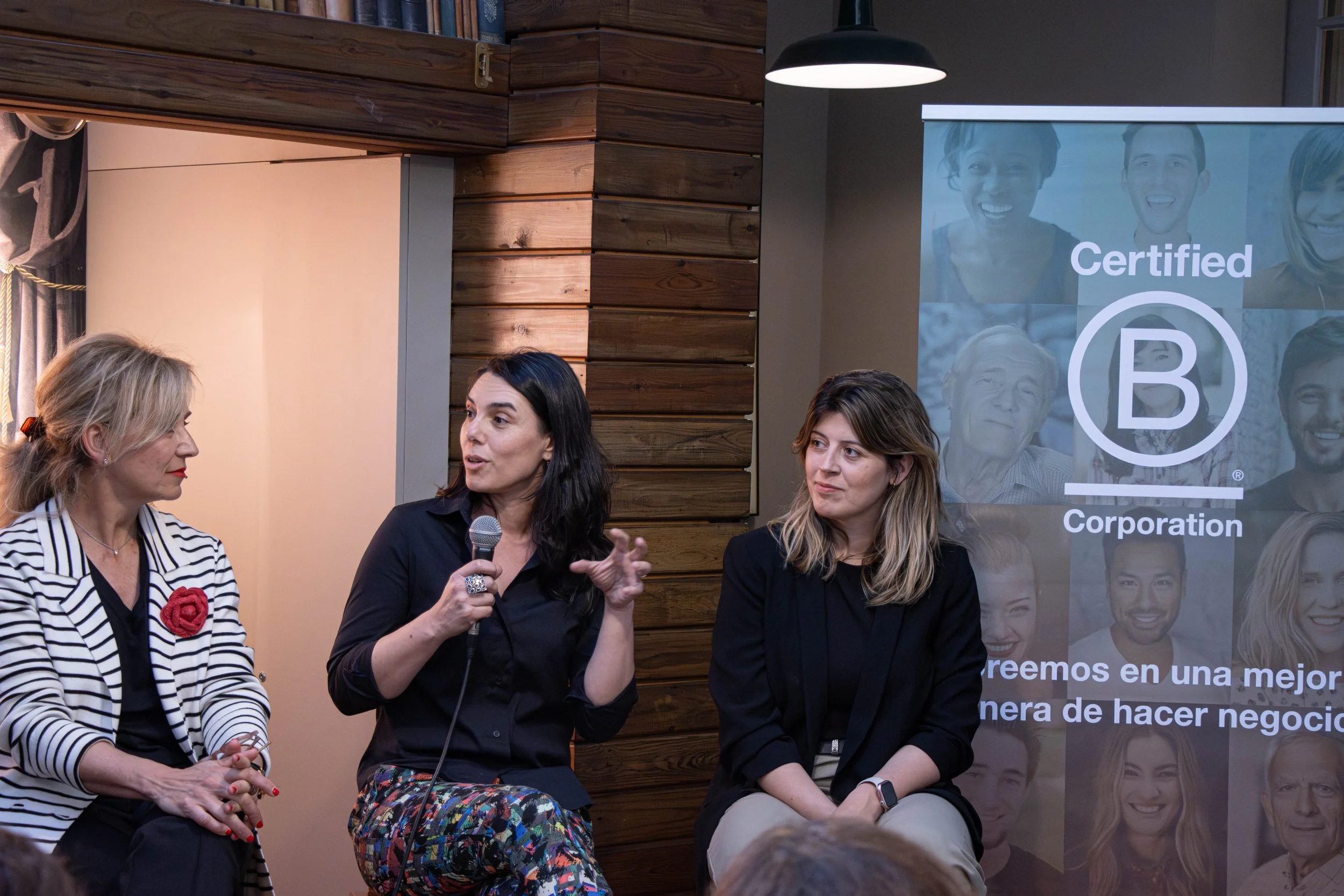 Libro-B-Academics-Presentacio-n-BCN_4.jpg