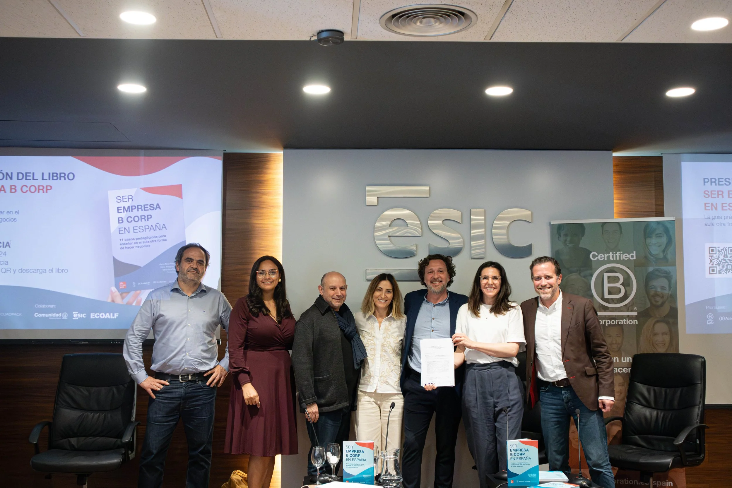 Libro-B-Academics-Presentacio-n-VALENCIA_7.jpg