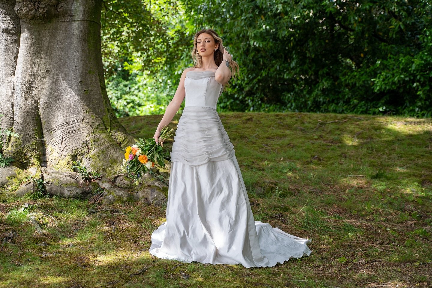 More bridal portraits with Chloe at the Wales and West Photography Show

Huge thanks to Camera Centre UK for hosting such a brilliant event and to Nikon for the opportunity to shoot with Chloe
⁠
Great to catch up with so many photographers and creati