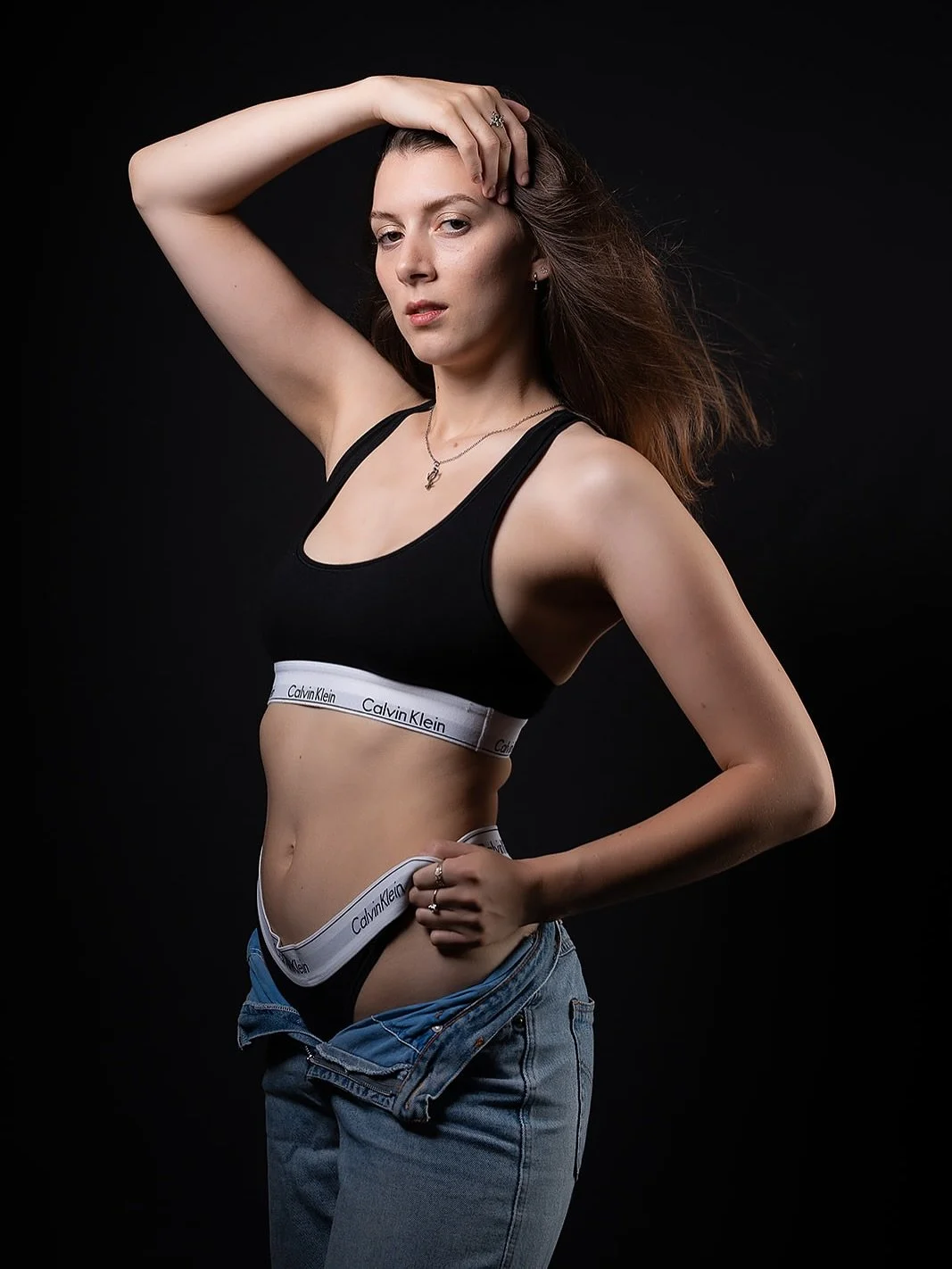 Effortless studio vibes with Zella 

Denim classics paired with Calvin Klein &mdash; simple, timeless, and bold.

👤 @imzelfish 
📷 @sonyalpha
⚡️ @godox_global @godoxlighting @pixapro
📍 @lloydrichardsphotographystudio 

#FashionPhotography #StudioPo