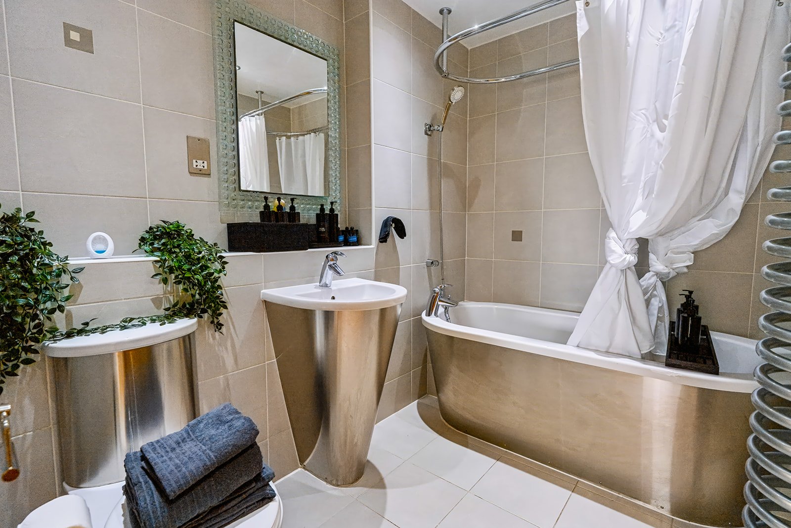 75 Altolusso Apartment-13.jpg