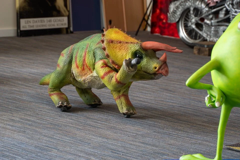 Dinomania dinosaur model displayed at Titan Wales Comic Con
