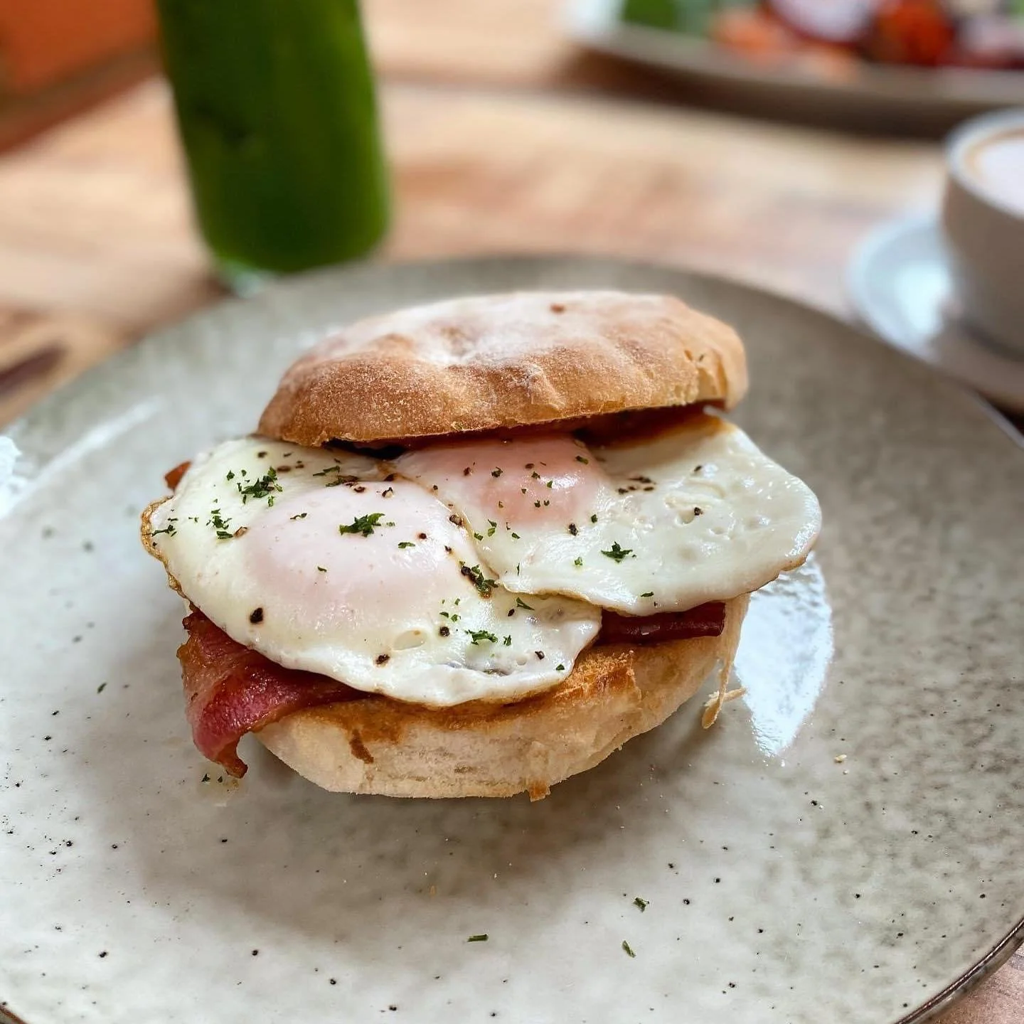 egg and bacon roll