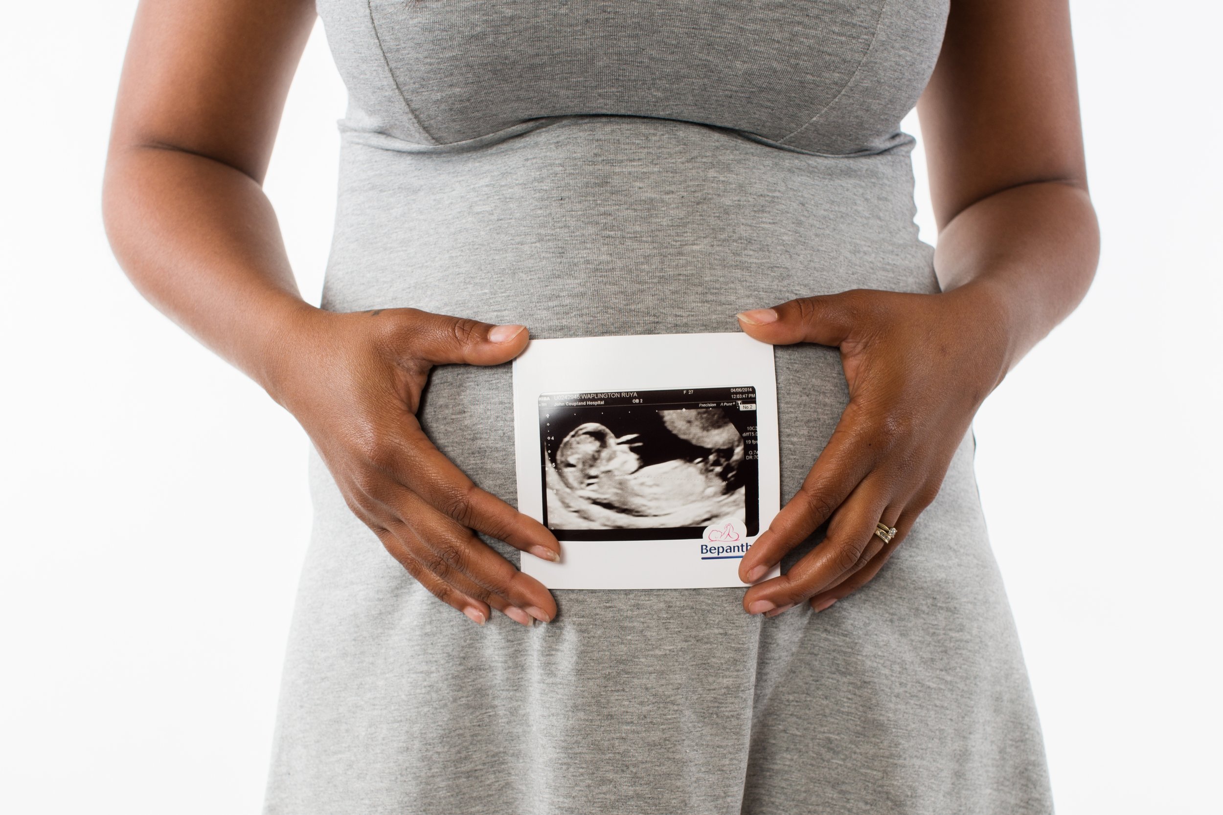 Maternity FAQ | Do you have any questions about having a maternity photoshoot?