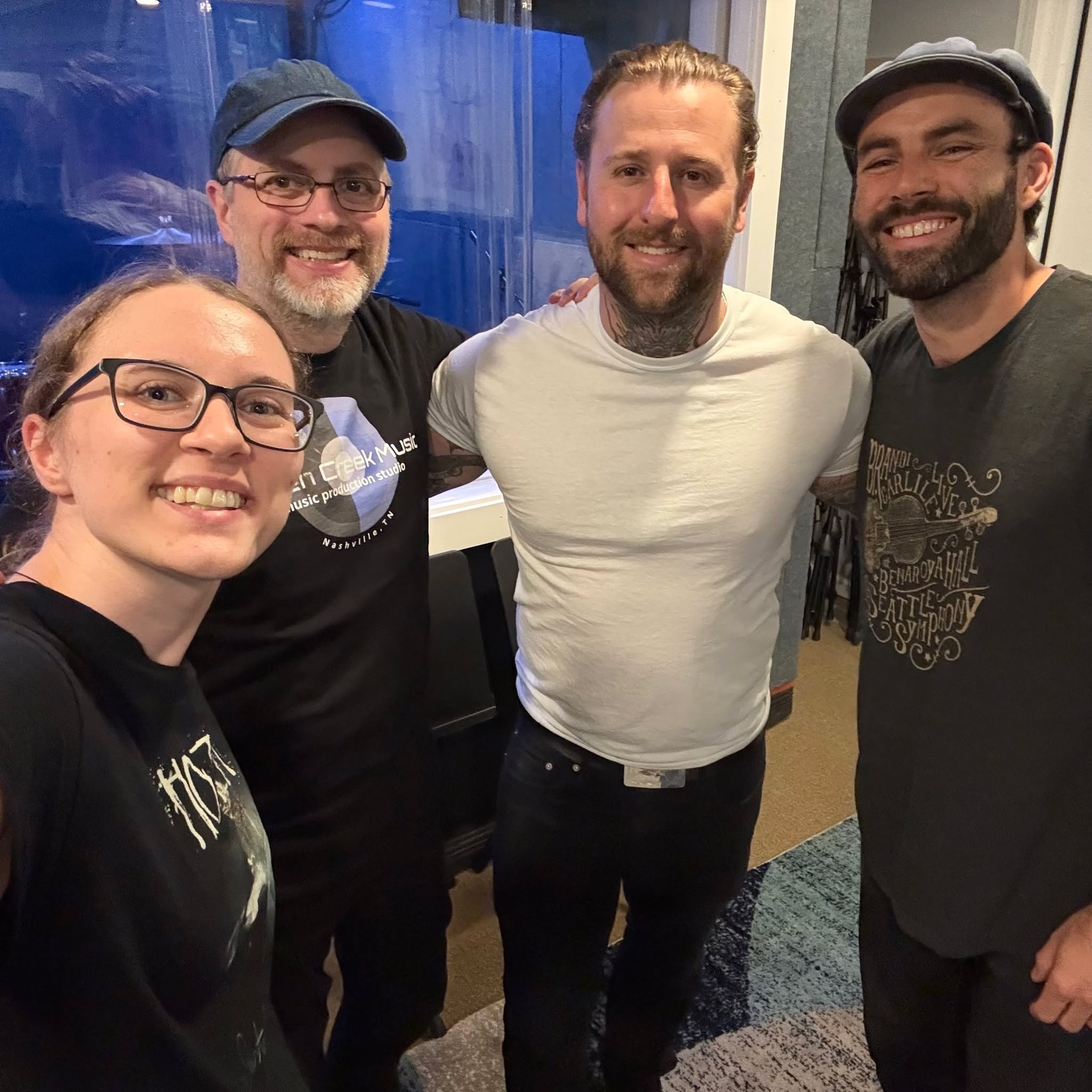 It's been an incredible journey working on @dougleonardofficial's project!
@taylortuke @sarahmgrenier
Reach out to book a session or learn more—link in bio >>
.
.
.
#hiddencreekmusic #musicproducer #musicproduction #musicstudio #recordi