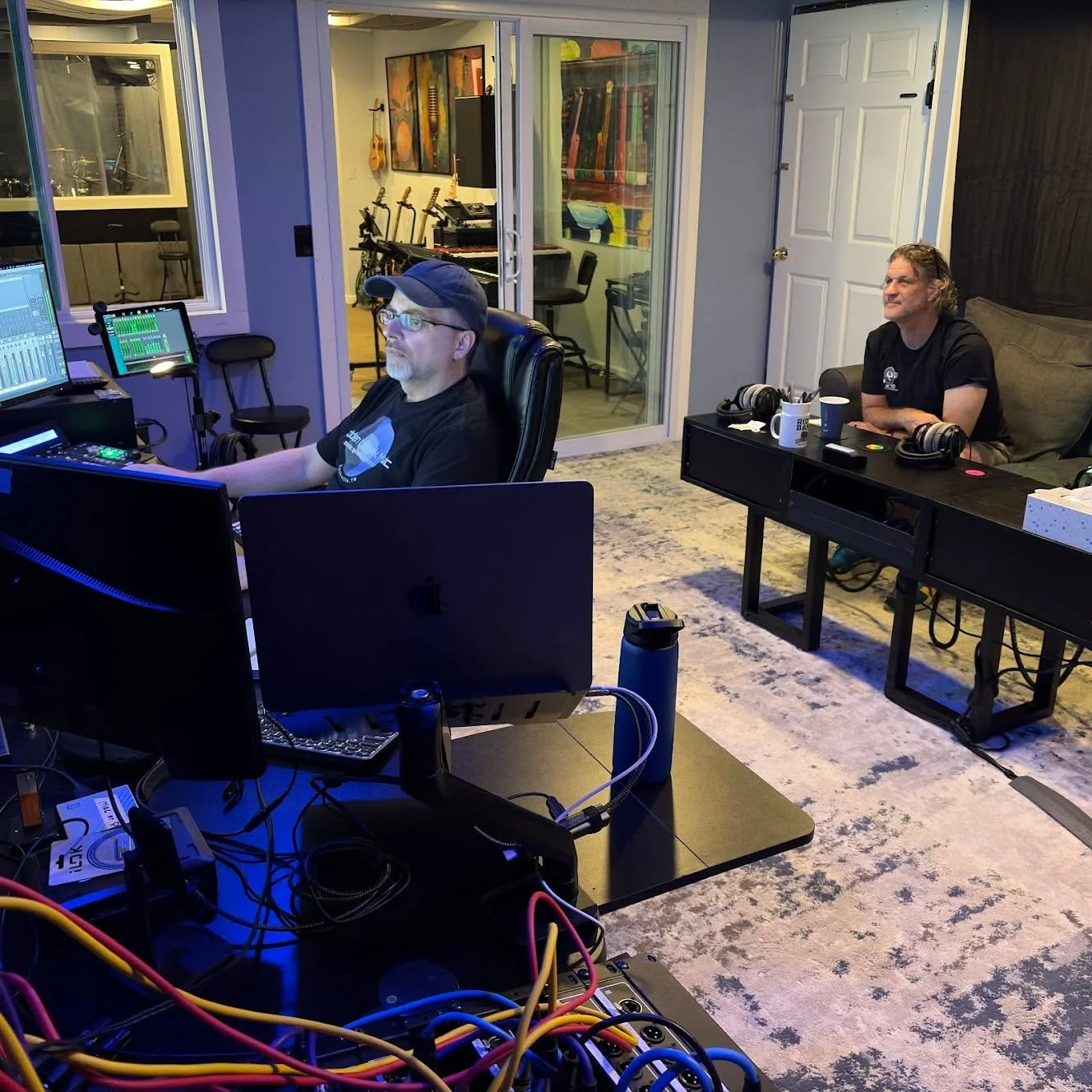 We're so excited that @ridgebanks is back in town!
Reach out to book a session or learn more—link in bio >>
.
.
.
#hiddencreekmusic #musicproducer #musicproduction #musicstudio #recordingstudio #recordingstudio #bellevuetn #nashville #na