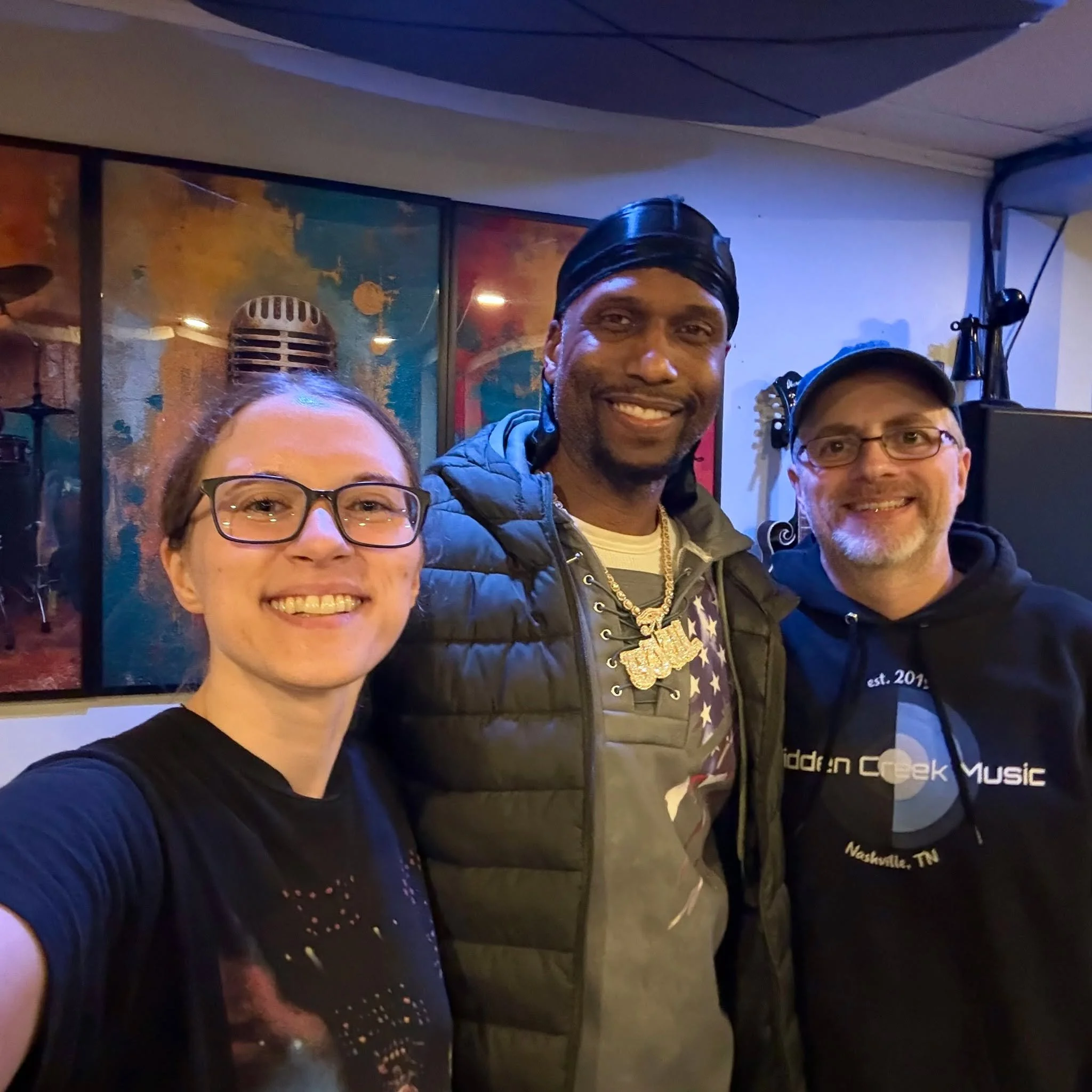 It's been so much fun working on Soul's project!

Reach out to book a session or learn more&mdash;link in bio &gt;&gt;
.
.
.
#hiddencreekmusic #musicproducer #musicproduction #musicstudio #recordingstudio #recordingstudio #bellevuetn #nashville #nash