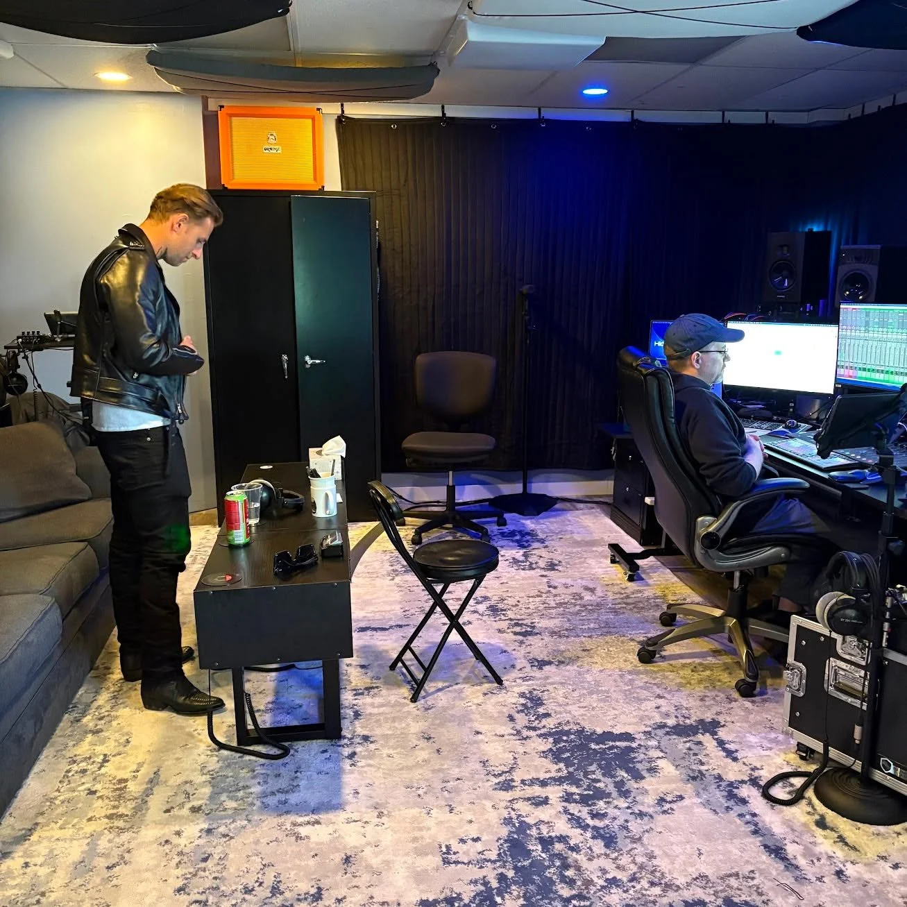 Epic week of music with @dougleonardofficial!

Reach out to book a session or learn more&mdash;link in bio >>
.
.
.
#hiddencreekmusic #musicproducer #musicproduction #musicstudio #recordingstudio #recordingstudio #bellevuetn #nashville #nashvil