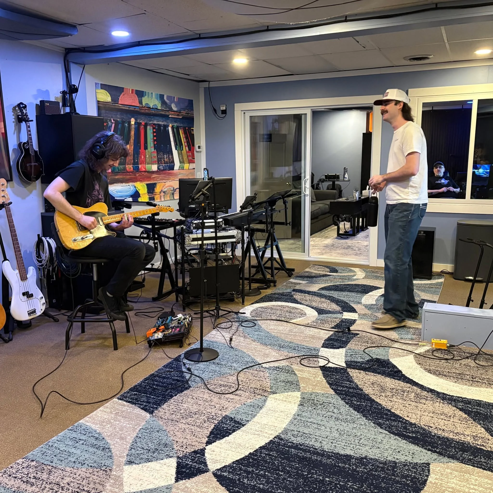 We're pumped to have @kaden_peer back in the studio!
@sidneydmays

Reach out to book a session or learn more&mdash;link in bio >>
.
.
.
#hiddencreekmusic #musicproducer #musicproduction #musicstudio #recordingstudio #recordingstudio #bellevuetn