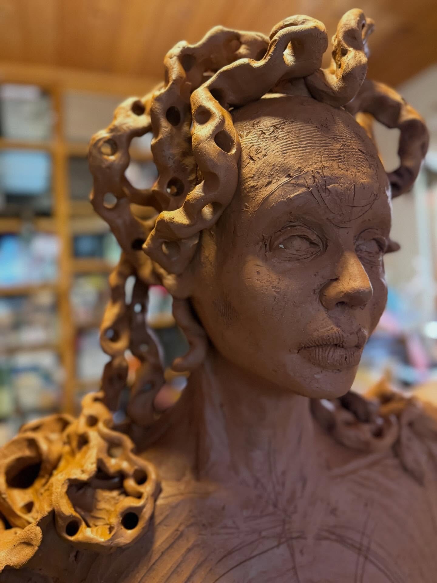 WIP . Studio happenings. #lifeofanartist #studiohappenings #santafeartist #galleryart #pleiadians