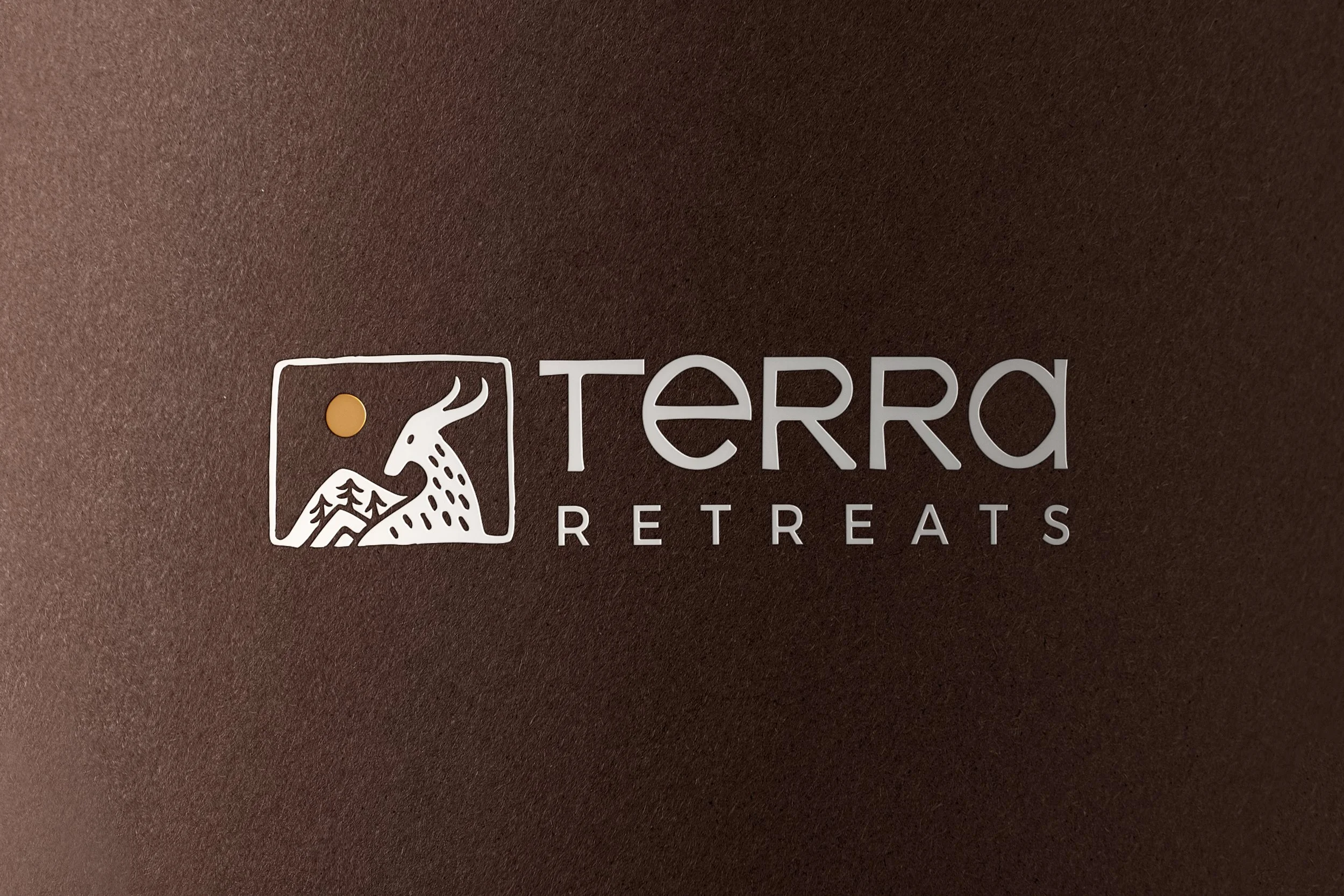 mockup-logo-emboss.jpg