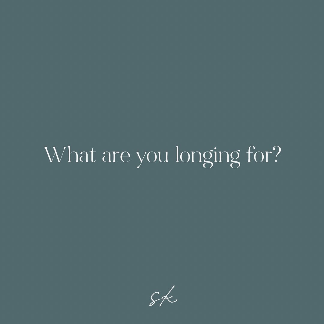 𝗜 𝗮𝗺 𝗮 𝗾𝘂𝗲𝘀𝘁𝗶𝗼𝗻 𝗮𝘀𝗸𝗲𝗿. ⁣
⁣
On this first Sunday of Advent, I want to ask you this question:  𝙒𝙝𝙖𝙩 𝙖𝙧𝙚 𝙮𝙤𝙪 𝙡𝙤𝙣𝙜𝙞𝙣𝙜 𝙛𝙤𝙧?⁣
⁣
I don&rsquo;t expect you to have an answer today. In fact, most of the best questions don&r