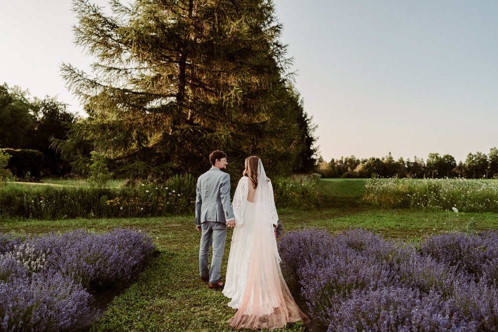 Amare-Studios-how-to-plan-an-ontario-adventure-session-Avalon-lavender-farm-wedding-photos-0013.JPG