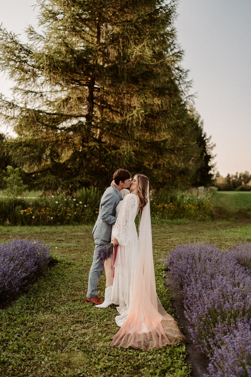 Amare-Studios-how-to-plan-an-ontario-adventure-session-Avalon-lavender-farm-wedding-photos-0016.JPG