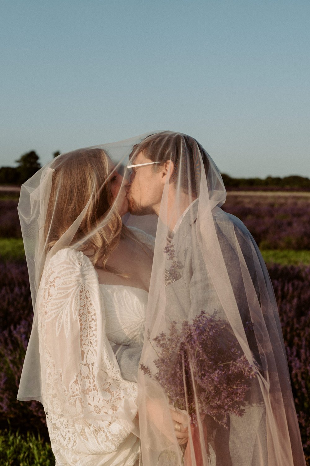 Amare-Studios-how-to-plan-an-ontario-adventure-session-Avalon-lavender-farm-wedding-photos-0034.JPG