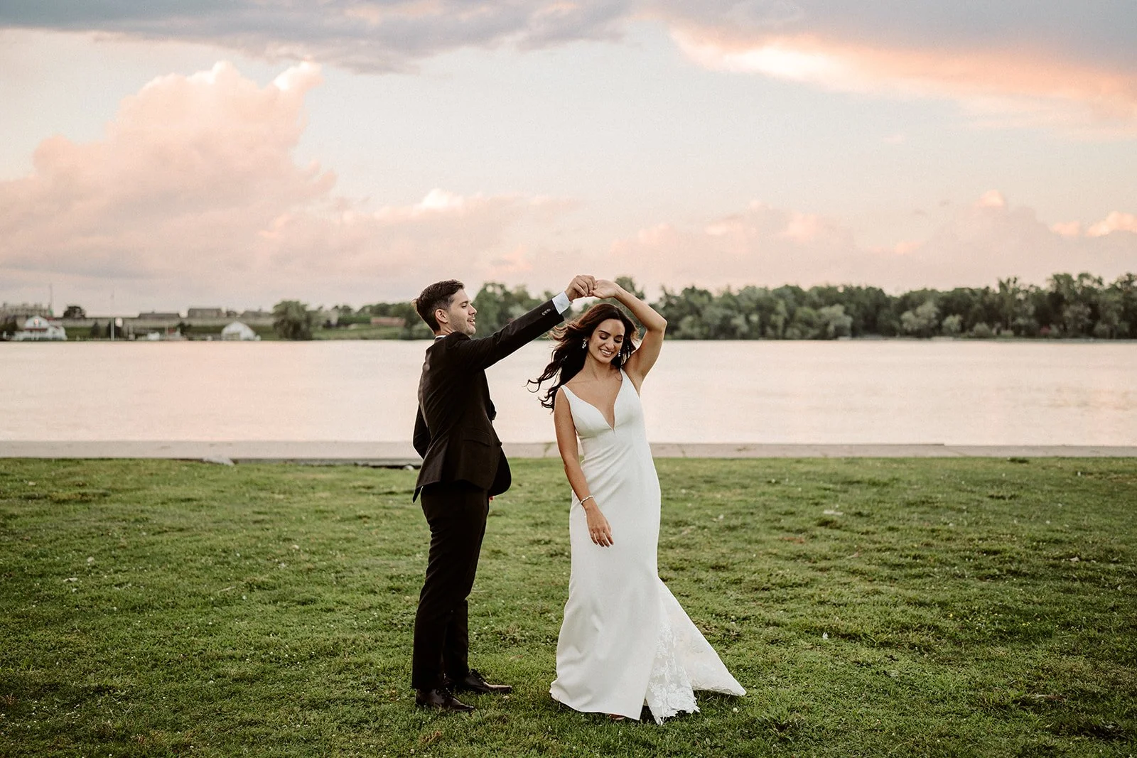 Amare-Studios-Amber-and-Matthew-Wedding-at-Queens-Landing-2023-08-12-00798.jpg