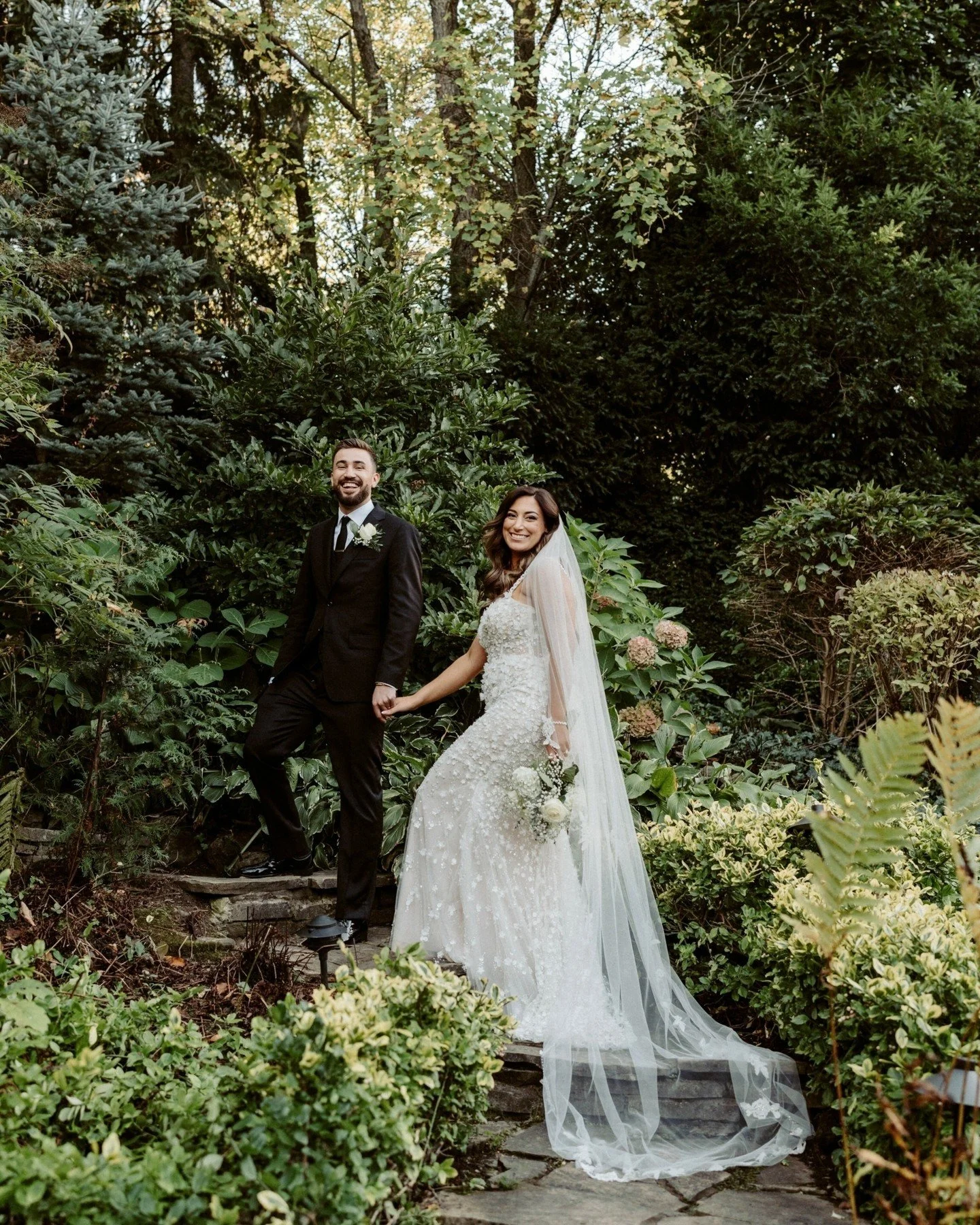 manifesting summer weddings like this one &hearts;
the best celebration for Allie &amp; Dane
*
*
*
*
*
#TorontoWeddingPhotographer #NiagaraWeddingPhotographer #HamiltonWeddingPhotographer #SouthernOntarioWeddings #CandidWeddingPhotography #EditorialW