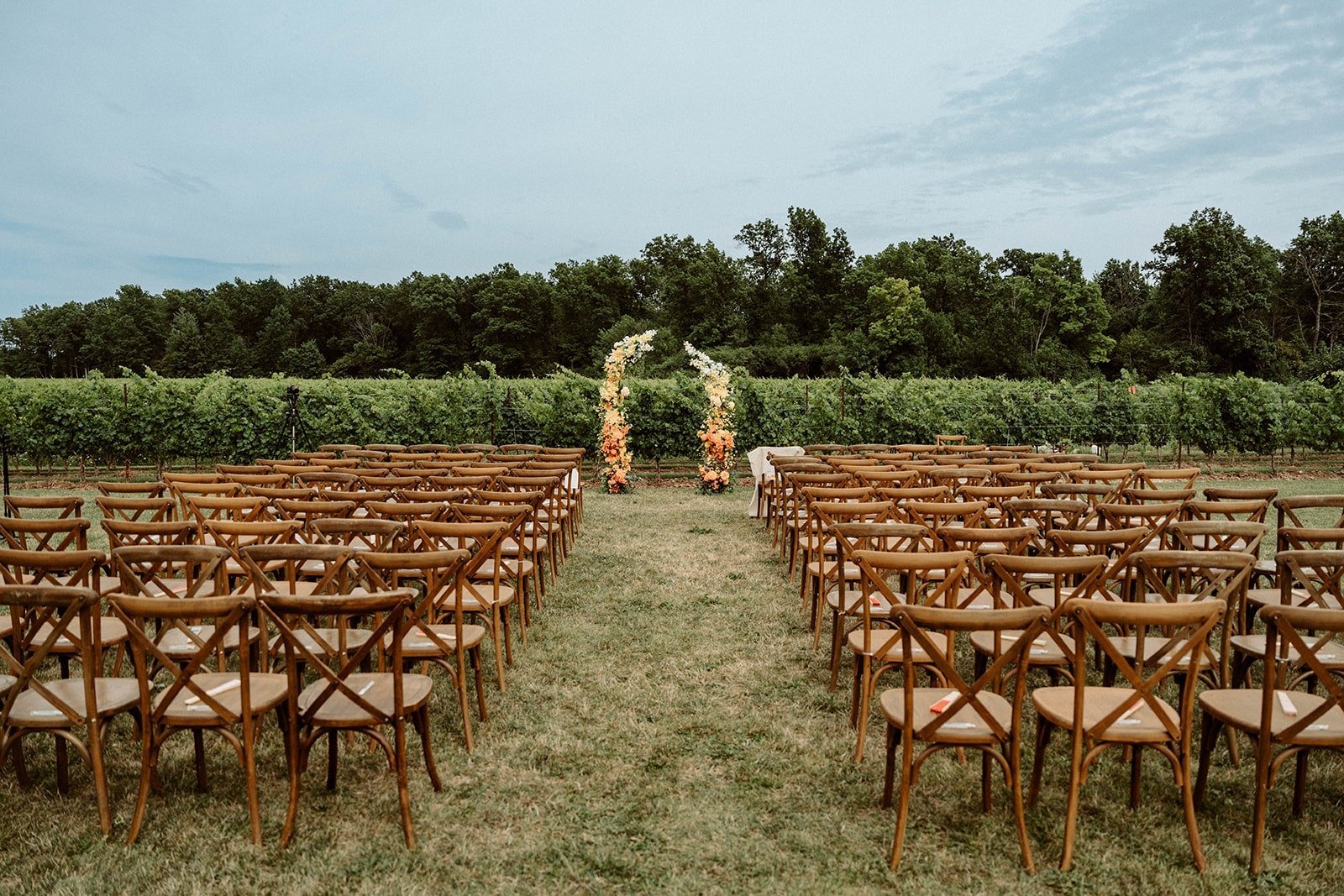 best-niagara-wedding-venues_the-hare-winery (1).jpg