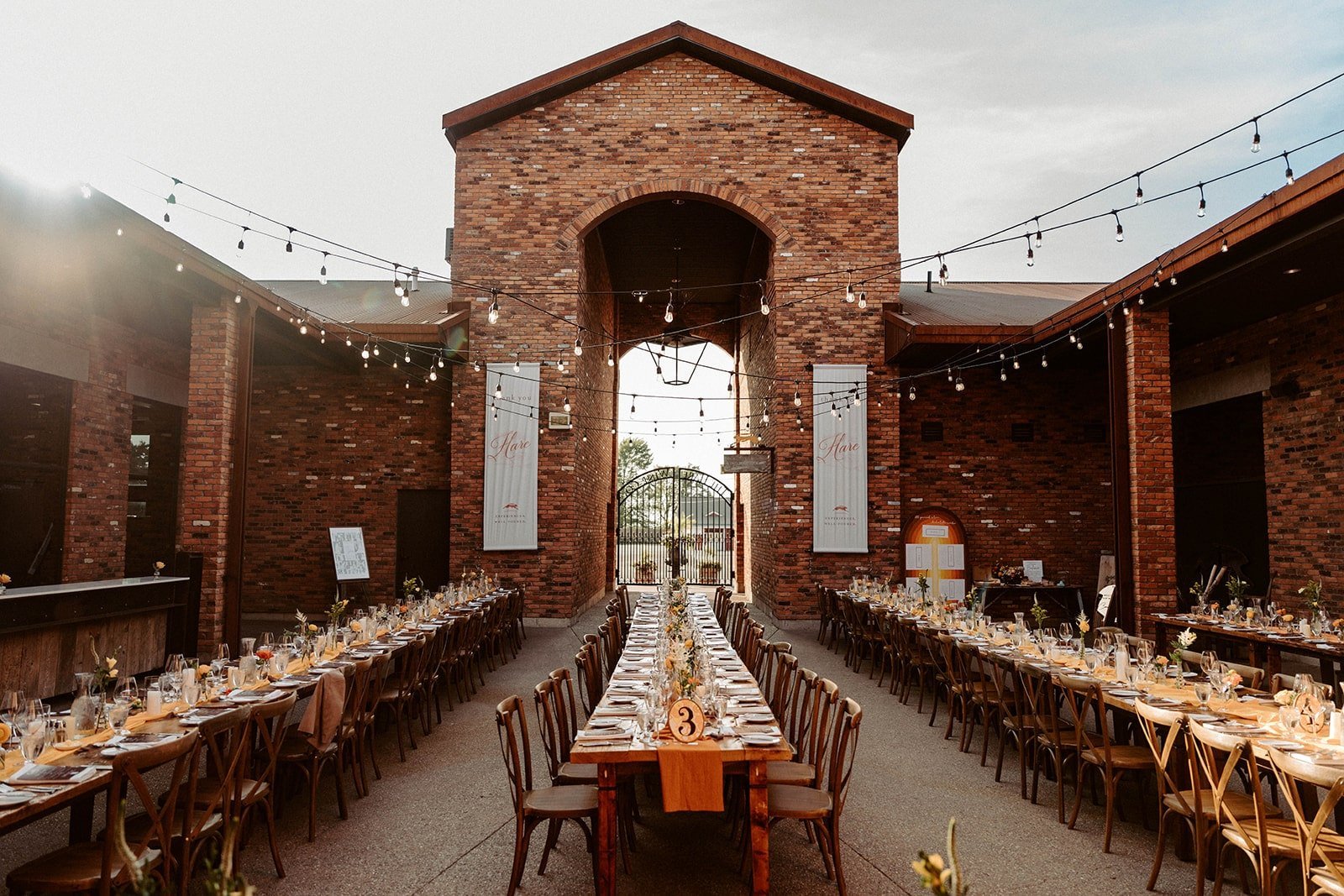 best-niagara-wedding-venues_the-hare-winery.jpg