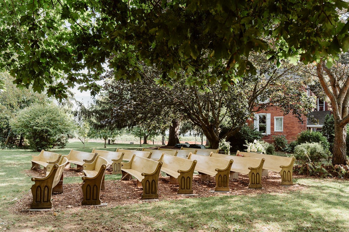 best-niagara-wedding-venues-Honsberger-Estate-Winery-Amare-Studios-0006-1.JPG