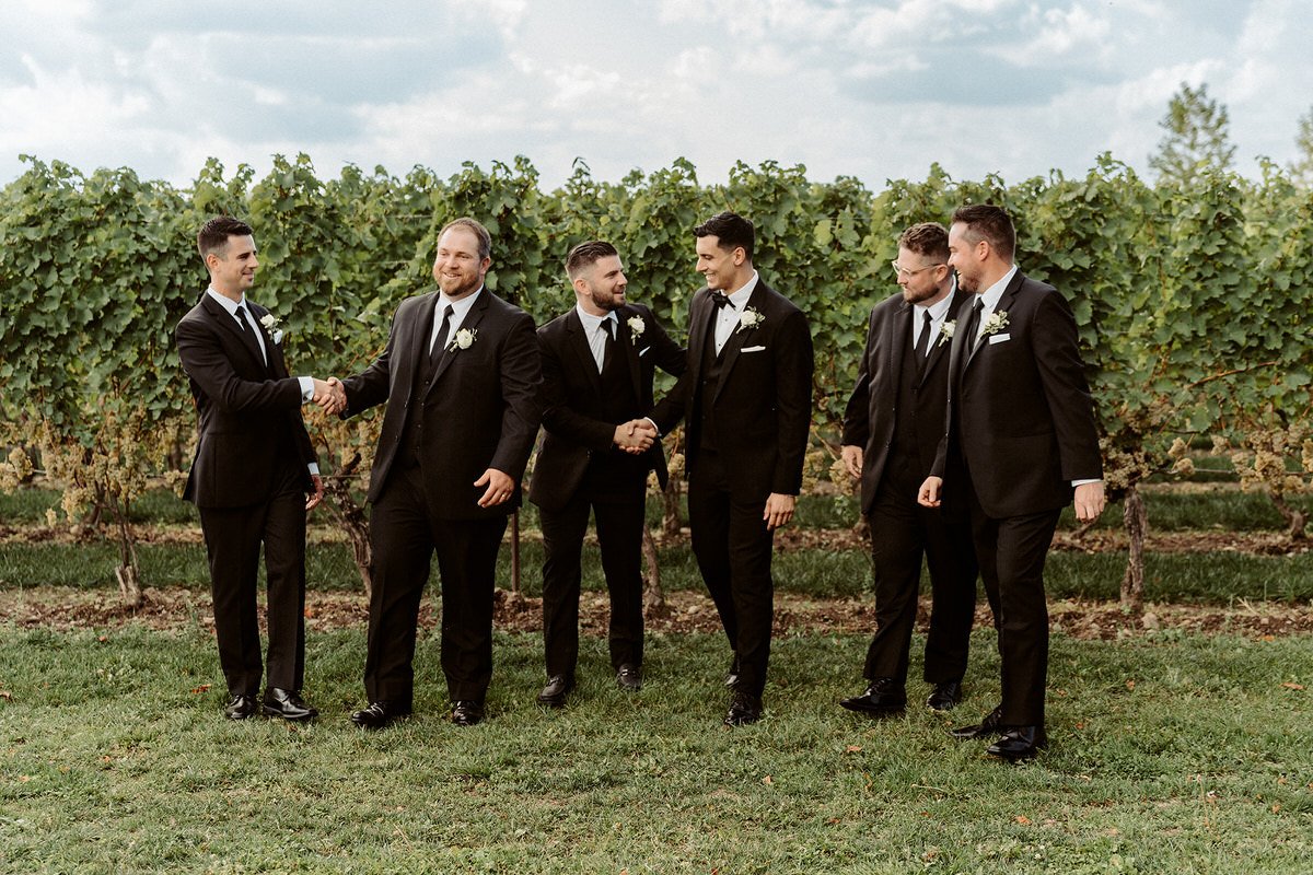 best-niagara-wedding-venues-Honsberger-Estate-Winery-Amare-Studios-0003-1.JPG