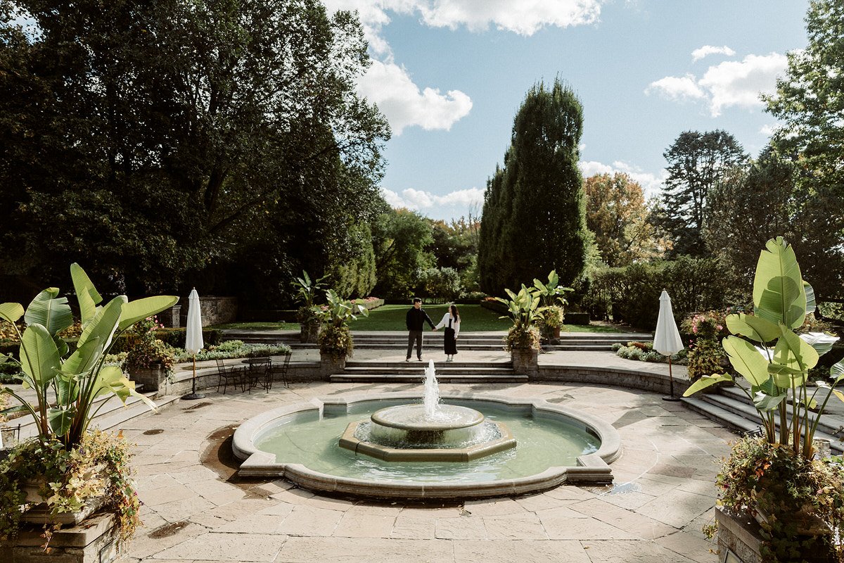 outdoor-wedding-venues-in-ontario-graydon-hall-manor-Amare-Studios-0001A.JPG