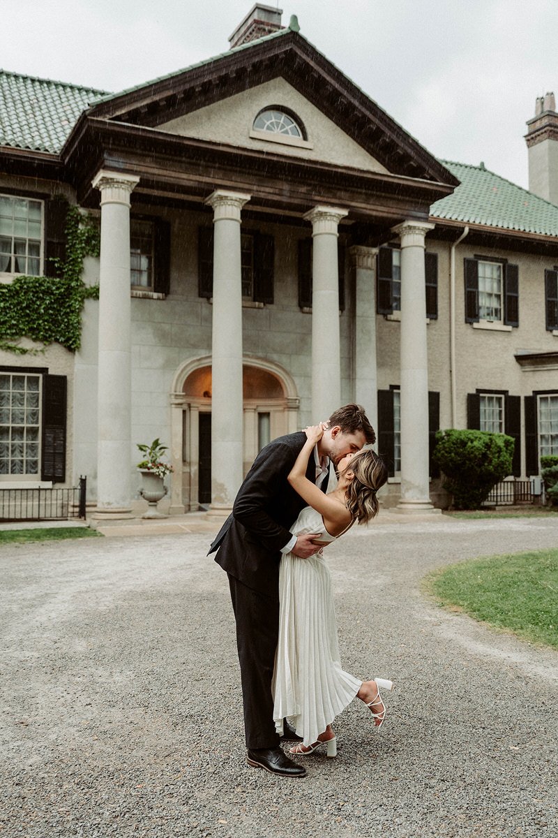 outdoor-wedding-venues-in-ontario-parkwood-estate-Amare-Studios-0007.JPG