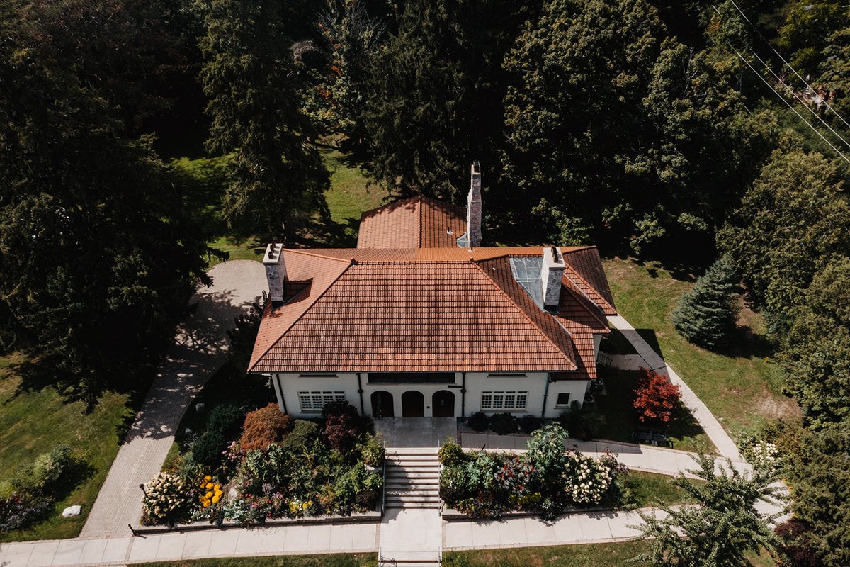 outdoor-wedding-venues-in-ontario-elsie-perrin-williams-estate-Amare-Studios-0010.JPG