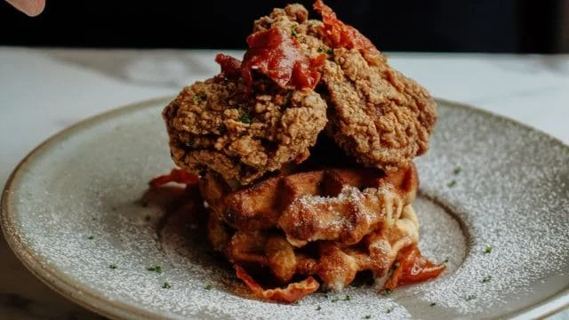 best lunch in toronto chicken and waffles