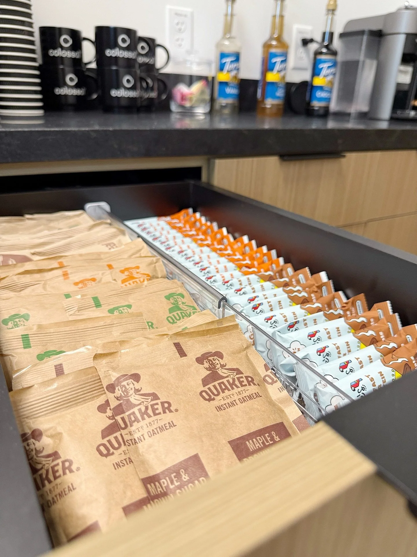 A well-organized corporate kitchen makes it easier for your staff to find what they need, keeps supplies stocked and visible, and creates a cleaner, more inviting environment for everyone. 📦☕

Ready to streamline your business with effective organiz