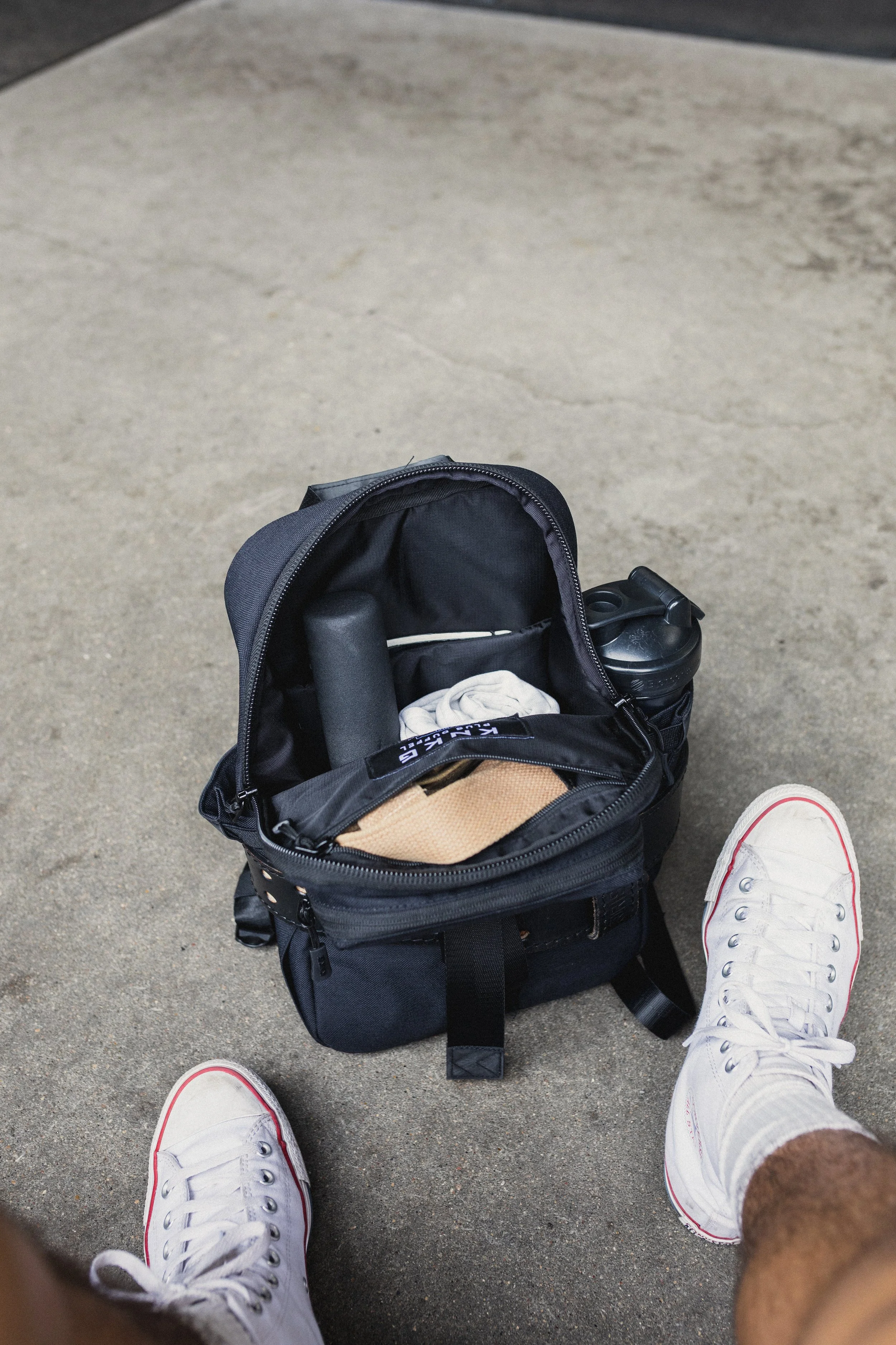 MiniPLUS_Backpack_Black_Lifestyle-2.jpg