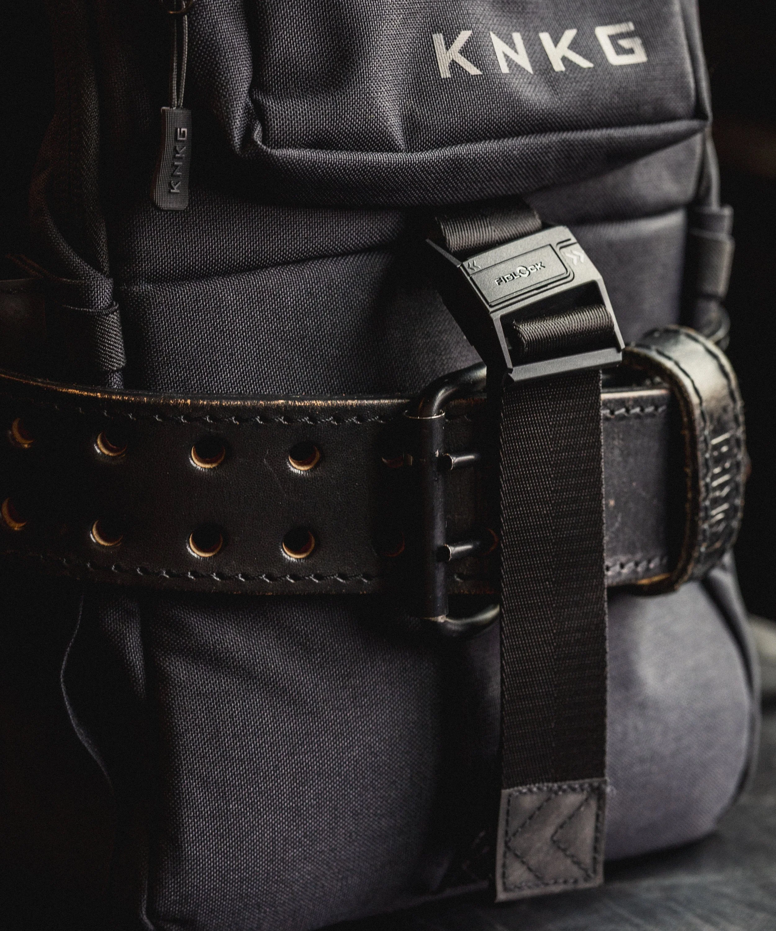 MiniPLUS_Backpack_Black_Ecommerce-15.jpg