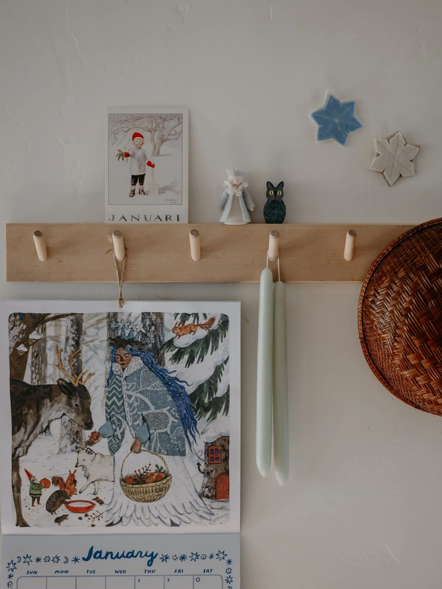 ✨Little January moments. I&rsquo;ve always said that if I&rsquo;m going to share here, it has to feel relaxed, meaning that I have to share what brings me joy and post when it&rsquo;s a good time for me and my family, not when Instagram experts say i