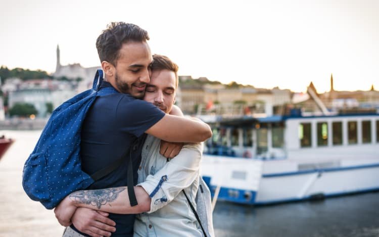 How to Cultivate Gay Intimacy and Build Strong Relationships