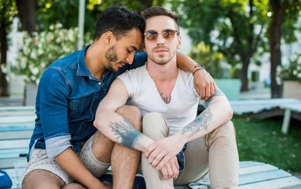 Image of a gay couple.