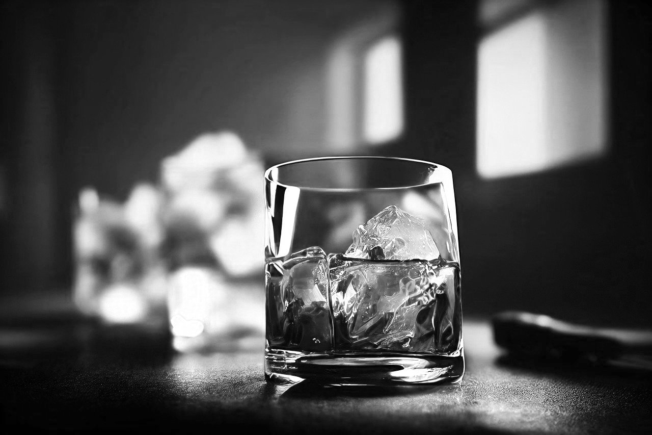Why You Should Drink Water Out of a Whiskey Glass
