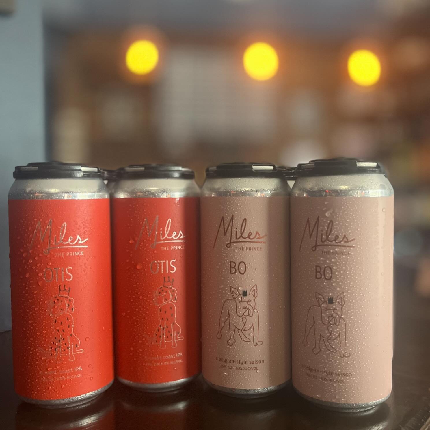 Good news everybody! Sim Coe's made a new brewery friend, @milestheprince. And even better news, they're making like all my favorite styles of beers. 
.
In currently at Sim Coe:
-Otis - a 6.9% West Coast IPA
-Bo - a 6.1% Belgian style Saison
.
They'v