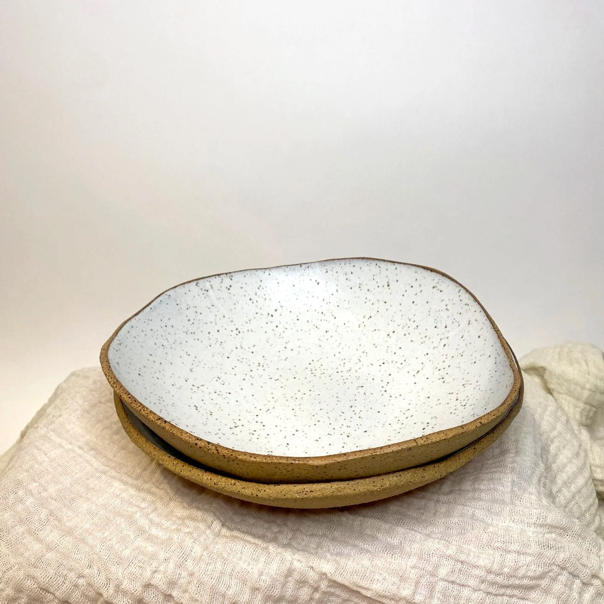speckled white bowls
