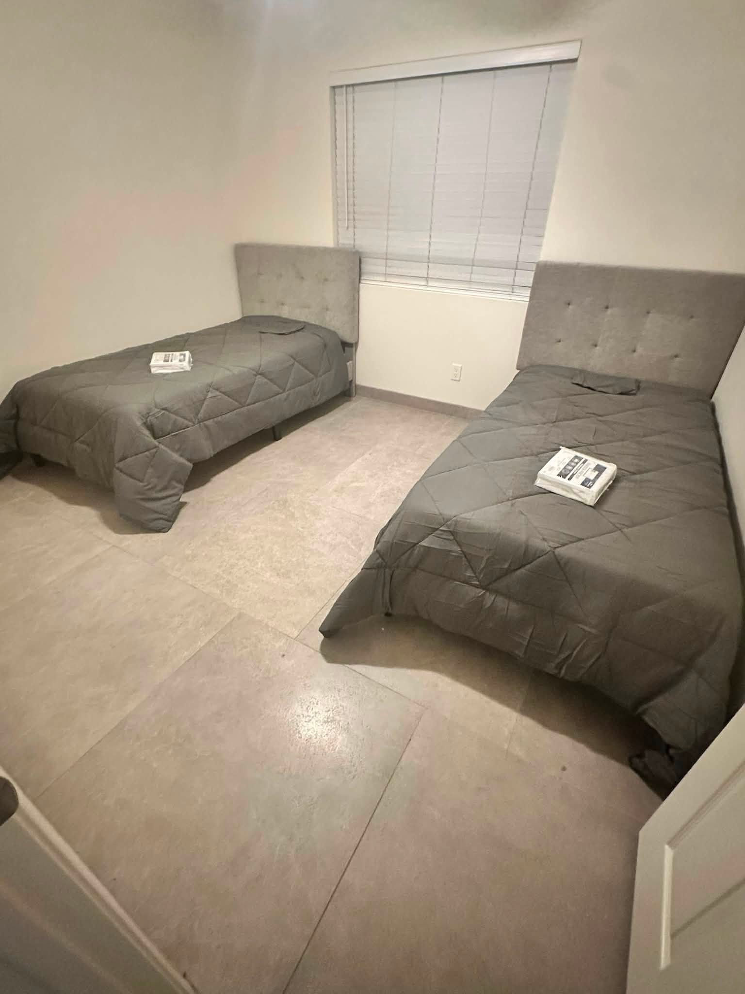 mens-soberliving-oceanside.jpg