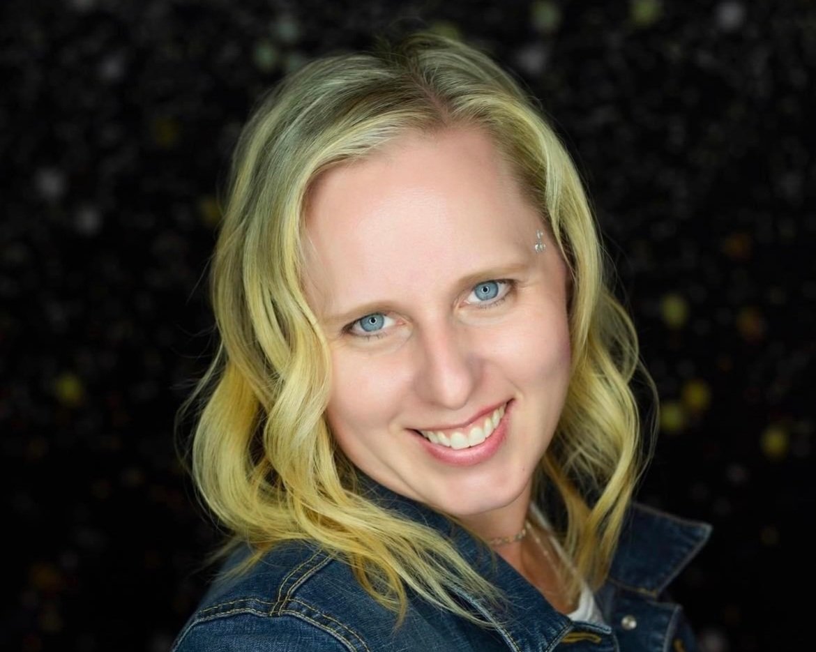 Coach Angela Willams