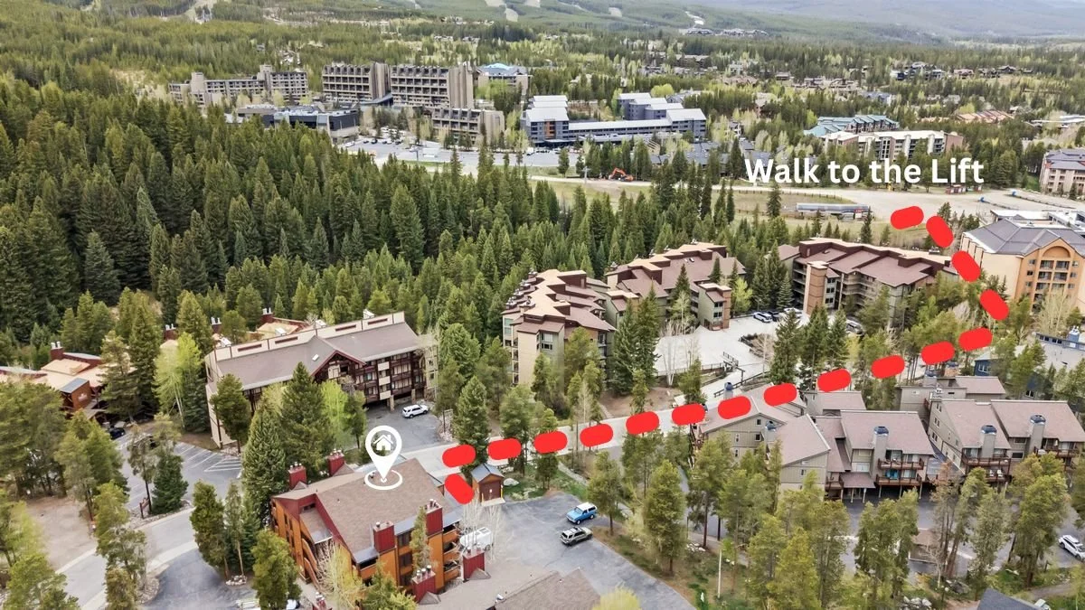 Walk to Ski Area.jpg