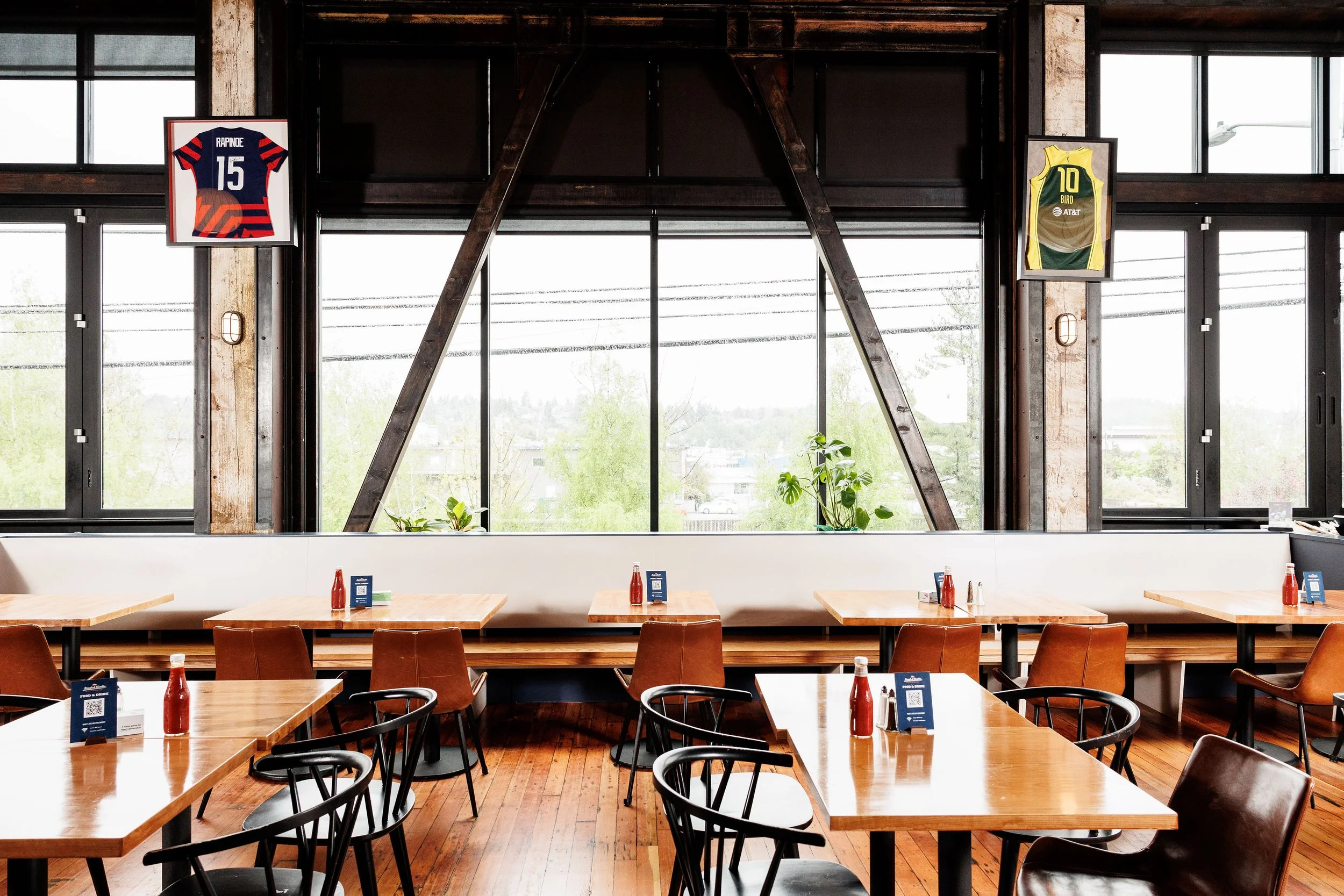 See inside Rough & Tumble, Seattle’s home for women’s sports. Two ...